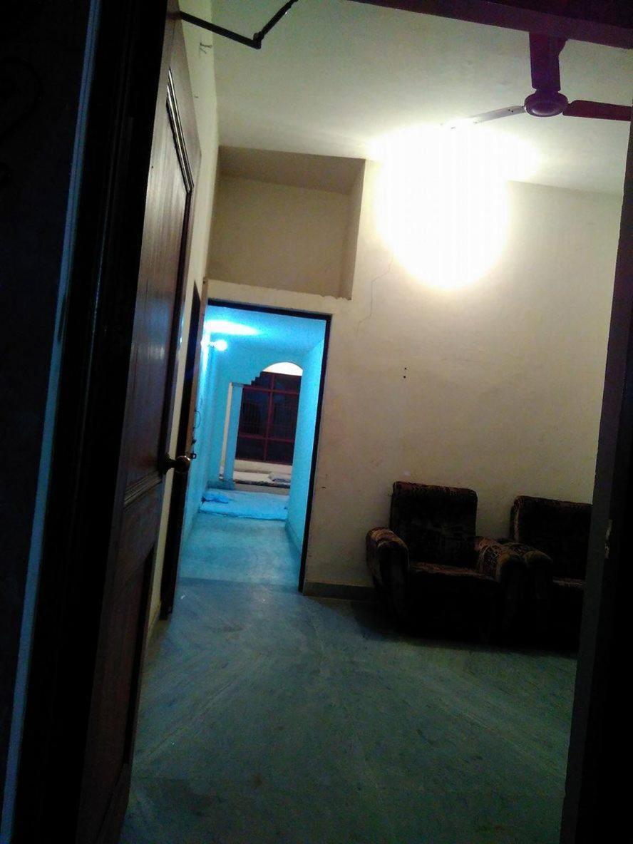 Nature Resort Агра Екстериор снимка